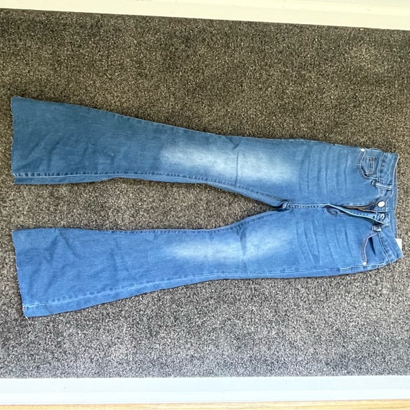 Bright blue high rise flare pants - Picture 2 of 3